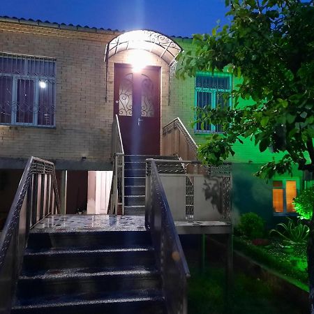 Sisi Guest House クタイシ エクステリア 写真