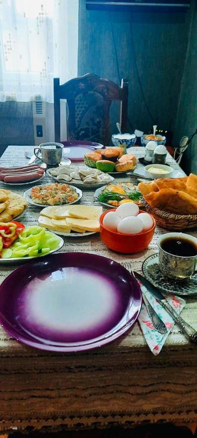 Sisi Guest House クタイシ エクステリア 写真